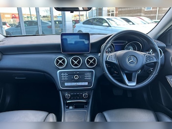 Used Mercedes-Benz A-Class 2017 for sale - 75778662: Photo