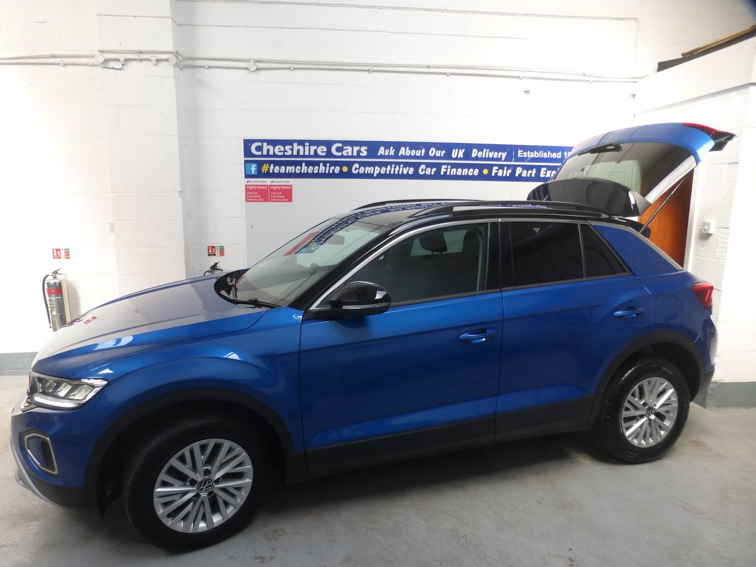 Used Volkswagen T-Roc 2023 for sale - 77008946: Photo 19