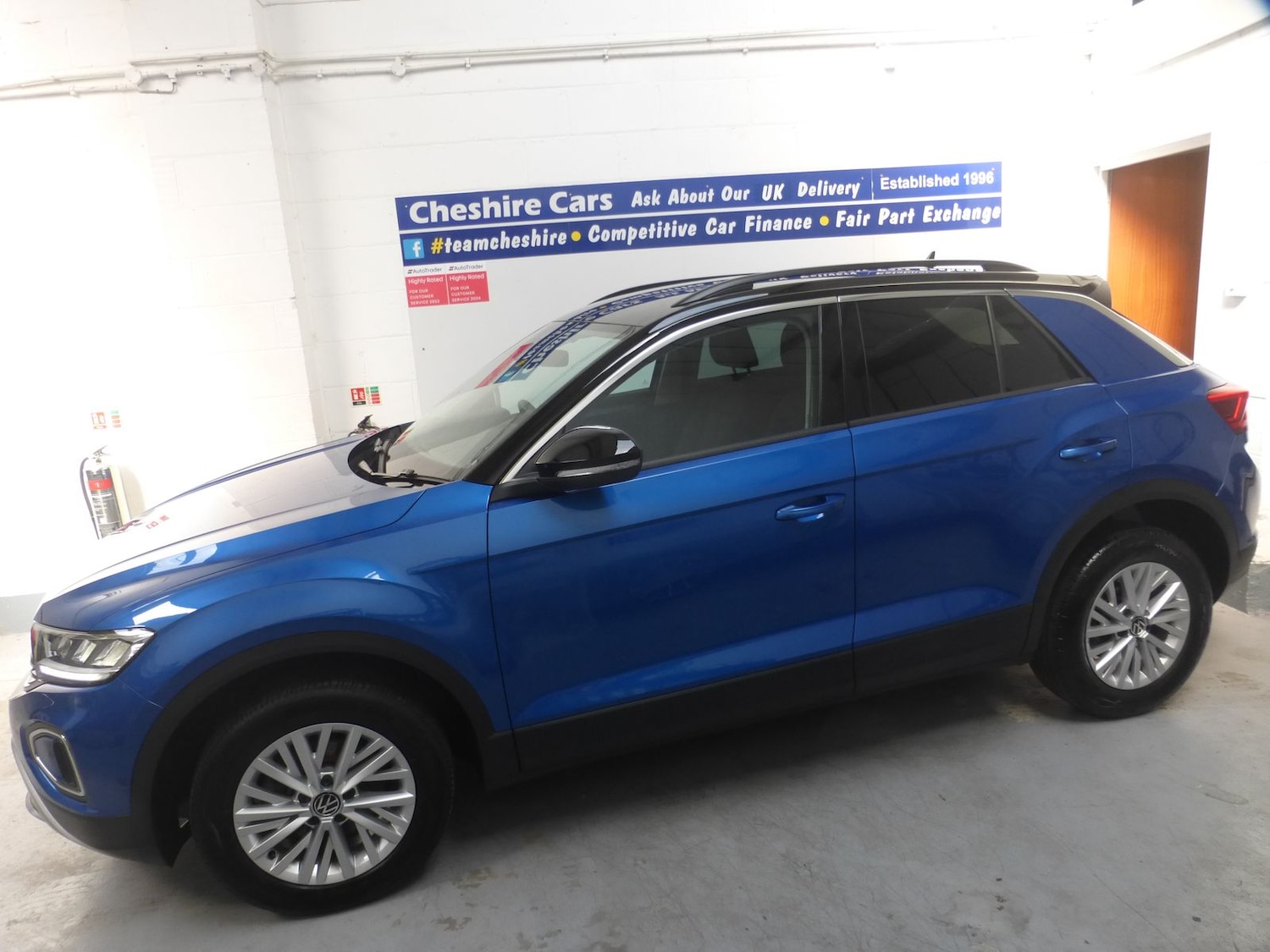 Used Volkswagen T-Roc 2023 for sale - 77008946: Photo 29