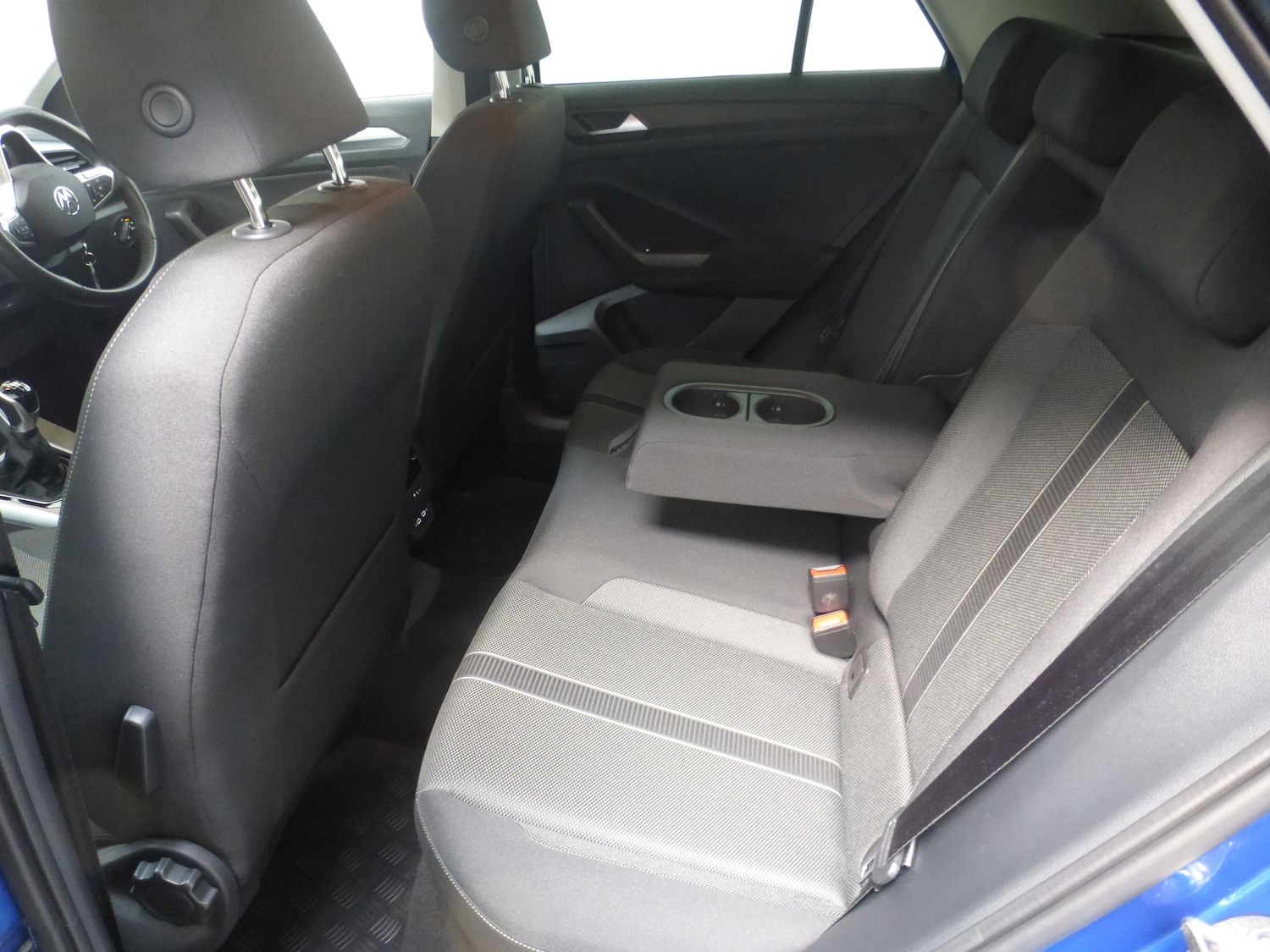 Used Volkswagen T-Roc 2023 for sale - 77008946: Photo 37