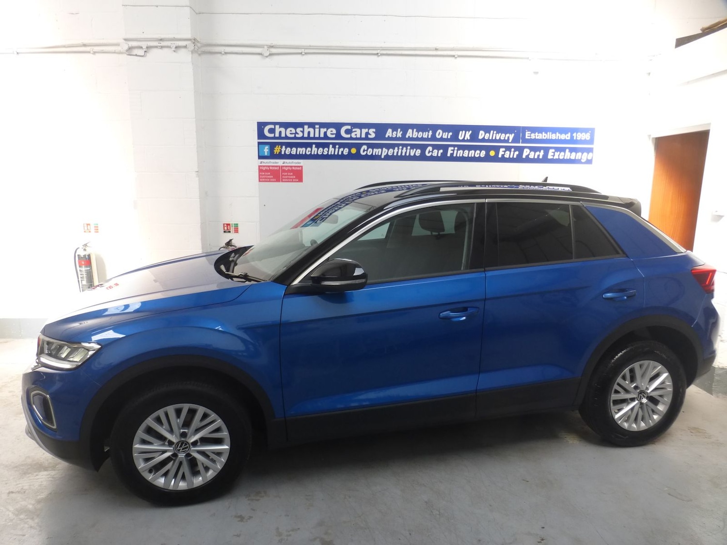 Used Volkswagen T-Roc 2023 for sale - 77008946: Photo 9