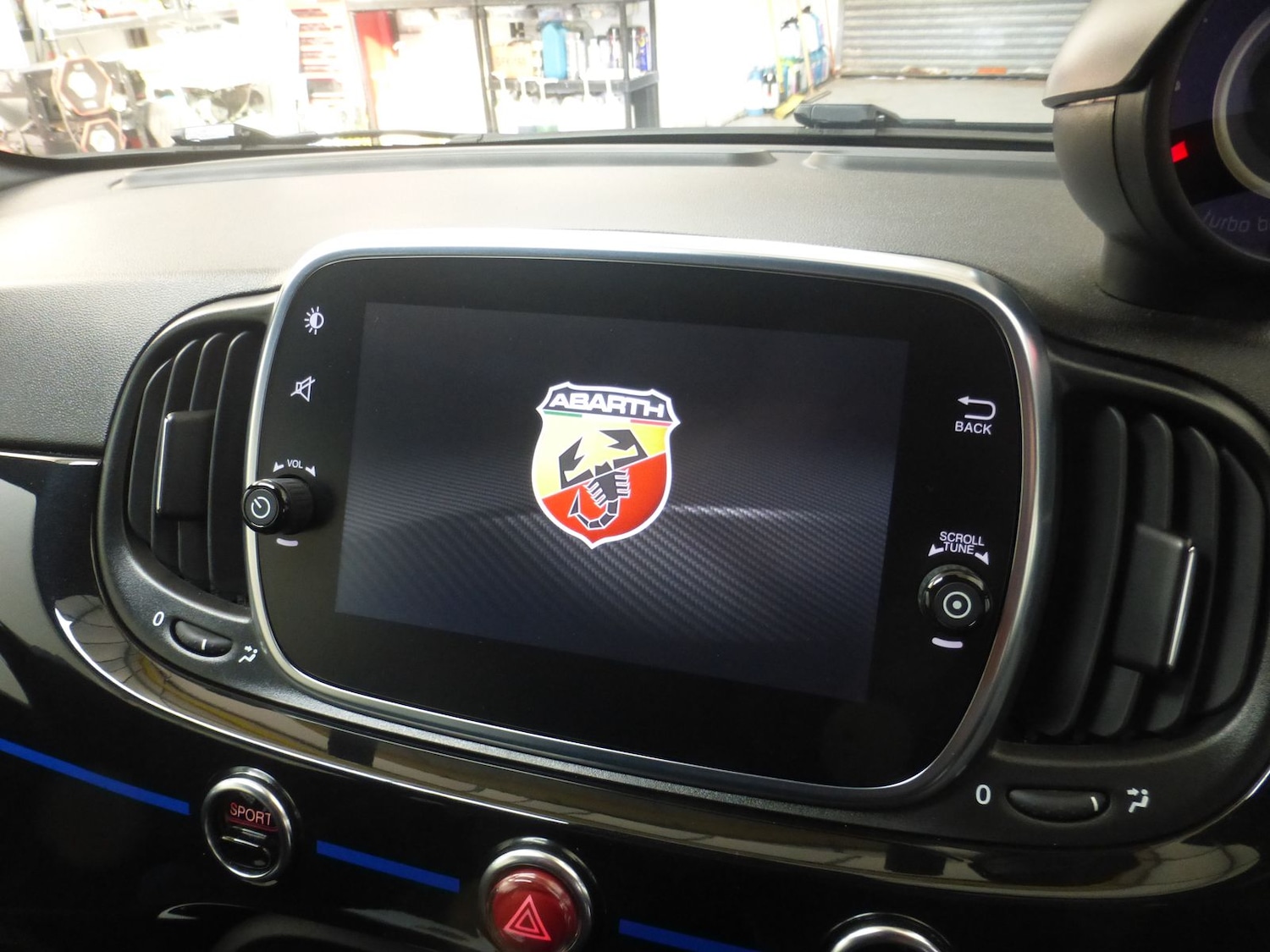 Used Abarth 595 2020 for sale - 77008943: Photo 30