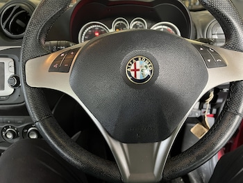 Used Alfa Romeo MiTo 2014 for sale - 77879299: Photo