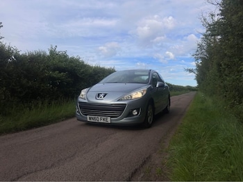 Used Peugeot 207 2010 for sale - 76908221: Photo