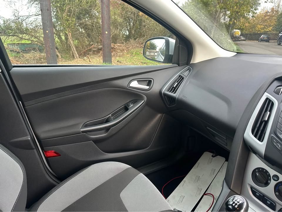 Used Ford Focus 2013 for sale - 76906141: Photo 12