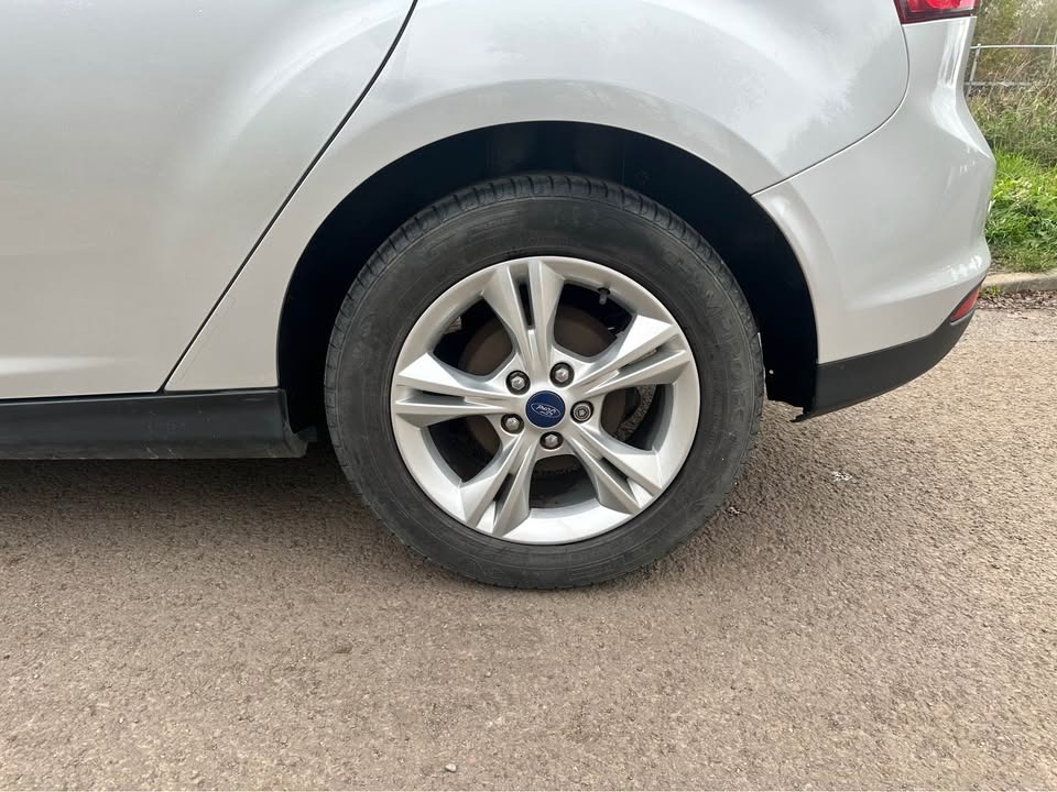 Used Ford Focus 2013 for sale - 76906141: Photo 4