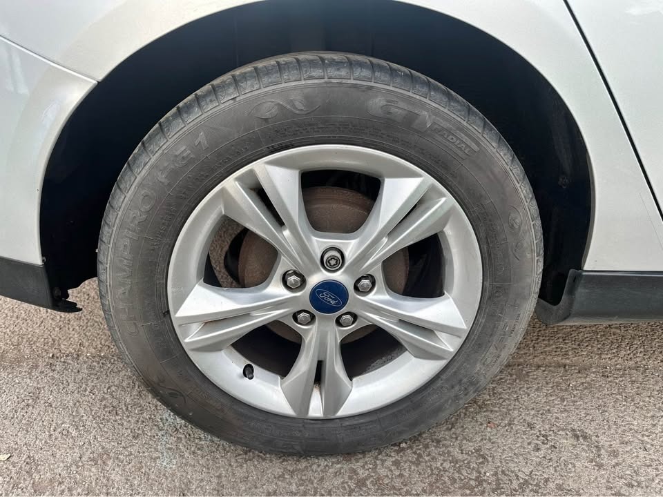 Used Ford Focus 2013 for sale - 76906141: Photo 5