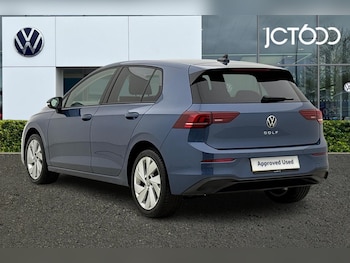 Used Volkswagen Golf 2024 for sale - 77005860: Photo
