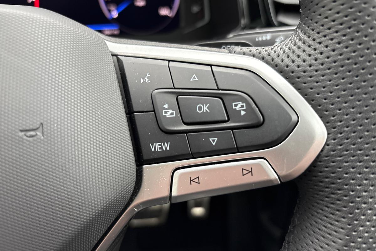 Used Volkswagen T-Roc 2025 for sale - 76895267: Photo 17