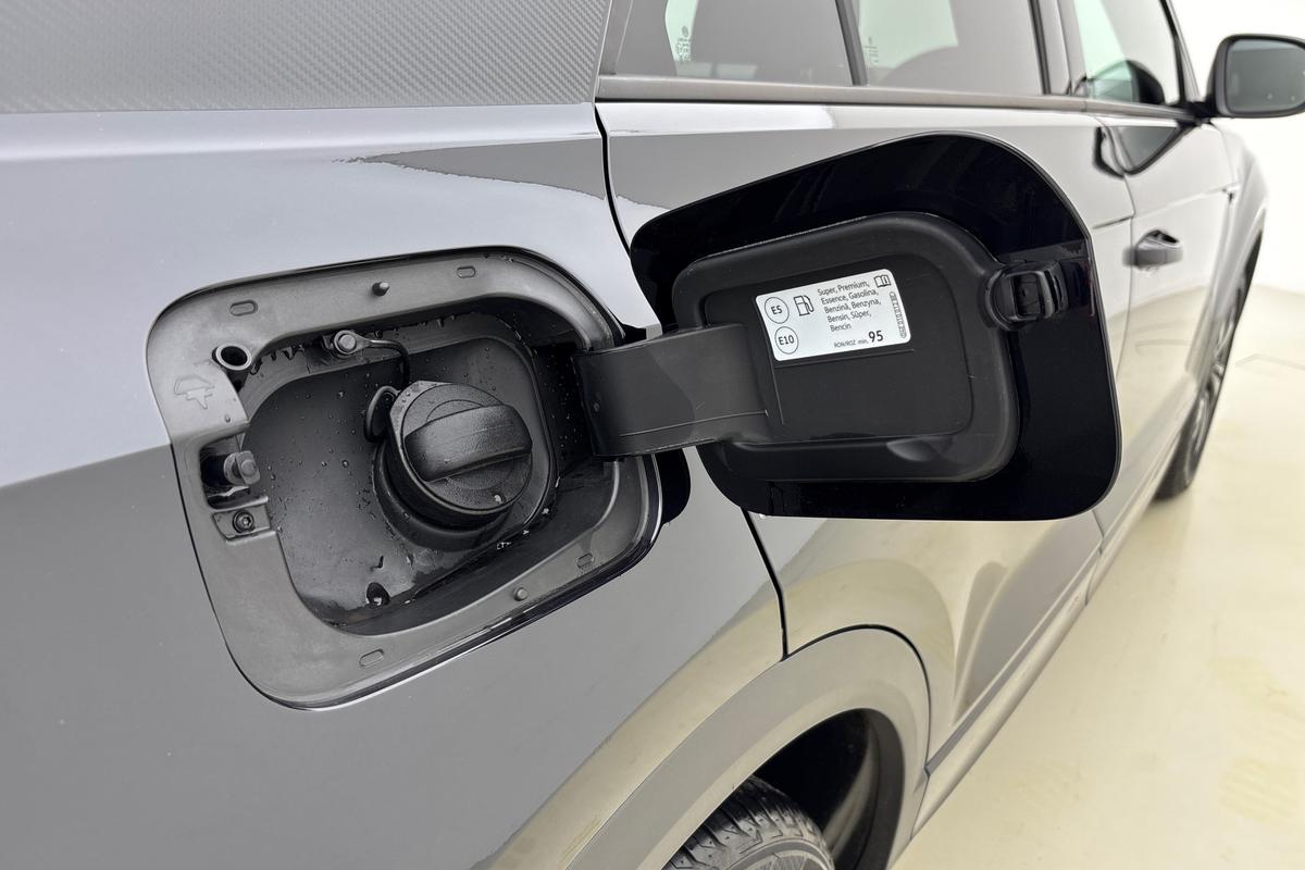 Used Volkswagen T-Roc 2025 for sale - 76895267: Photo 21