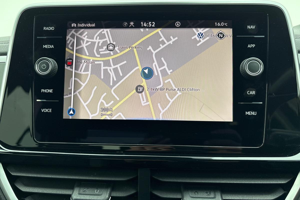 Used Volkswagen T-Roc 2022 for sale - 77533062: Photo 14