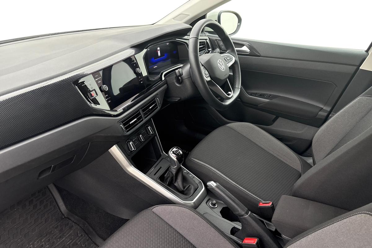 Used Volkswagen Taigo 2024 for sale - 77332888: Photo 2