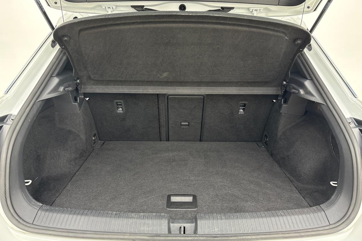 Used Volkswagen T-Roc 2022 for sale - 77533173: Photo 12