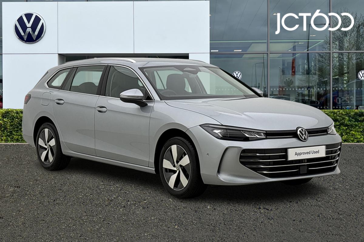 Used Volkswagen Passat 2025 for sale - 76680572: Photo 1