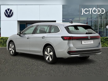 Used Volkswagen Passat 2025 for sale - 76680572: Photo