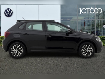 Used Volkswagen Polo 2024 for sale - 76919897: Photo