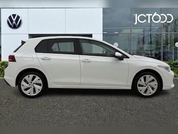 Used Volkswagen Golf 2025 for sale - 77635441: Photo