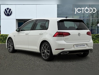 Used Volkswagen Golf 2020 for sale - 77048043: Photo