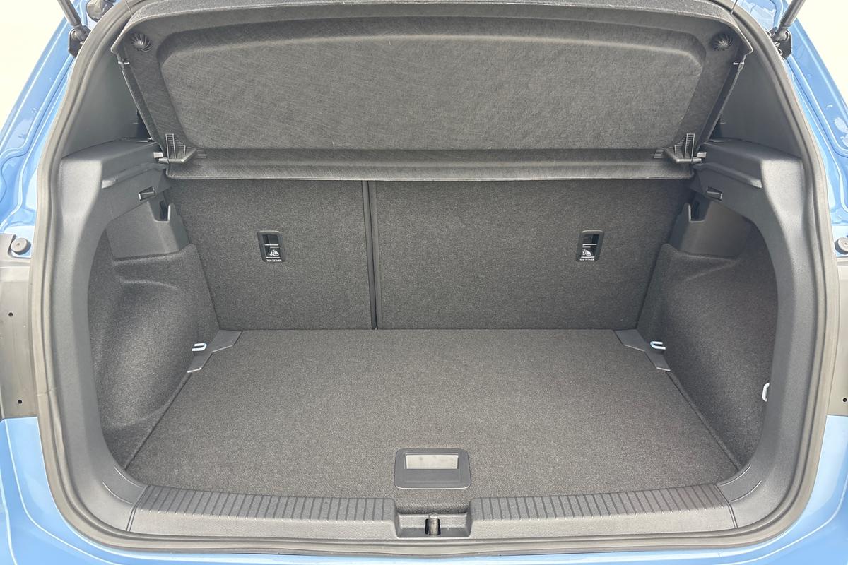 Used Volkswagen T-Cross 2025 for sale - 76680587: Photo 12