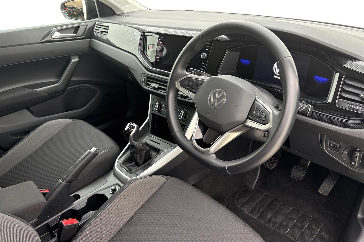 Used Volkswagen Polo 2024 for sale - 76677353: Photo 6