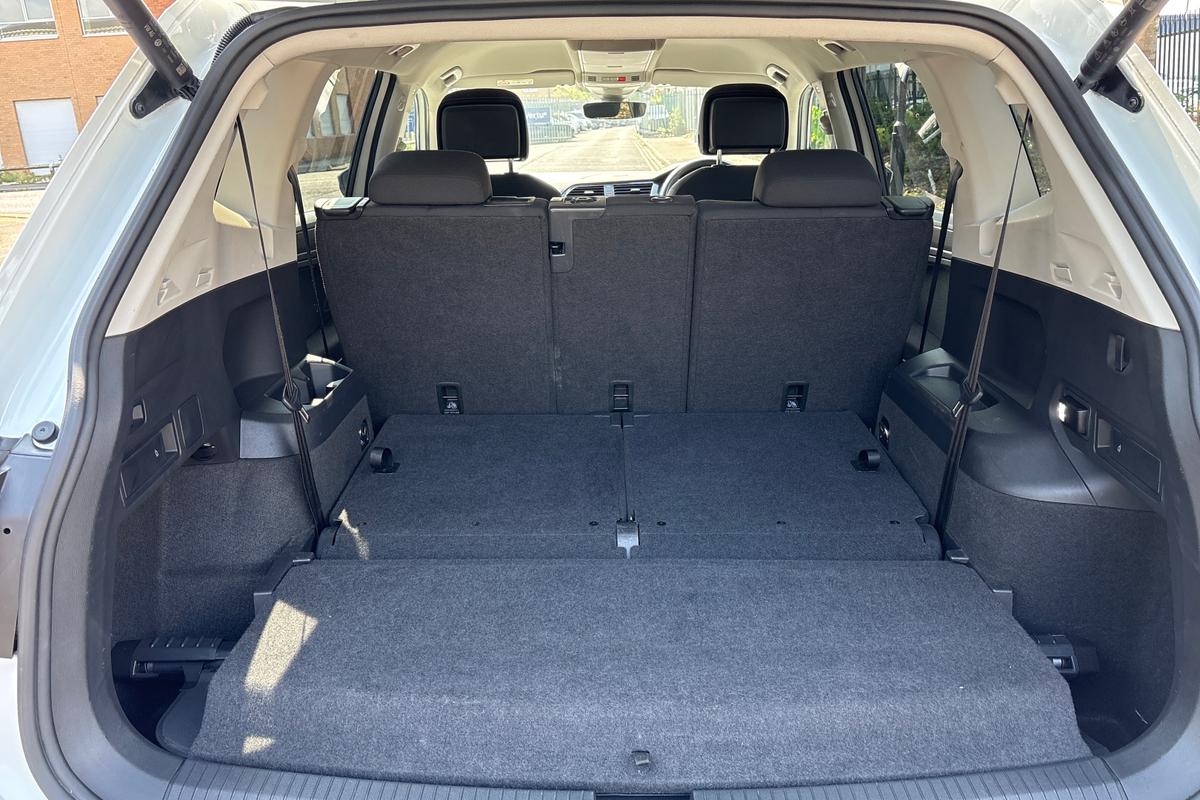 Used Volkswagen Tiguan Allspace 2023 for sale - 76675752: Photo 12