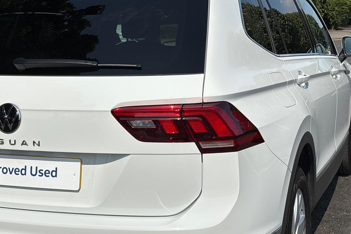 Used Volkswagen Tiguan Allspace 2023 for sale - 76675752: Photo 18