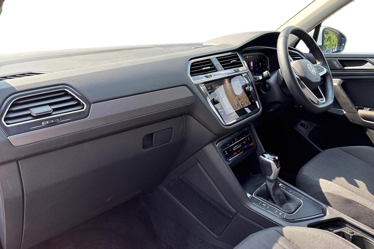 Used Volkswagen Tiguan Allspace 2023 for sale - 76675752: Photo 2