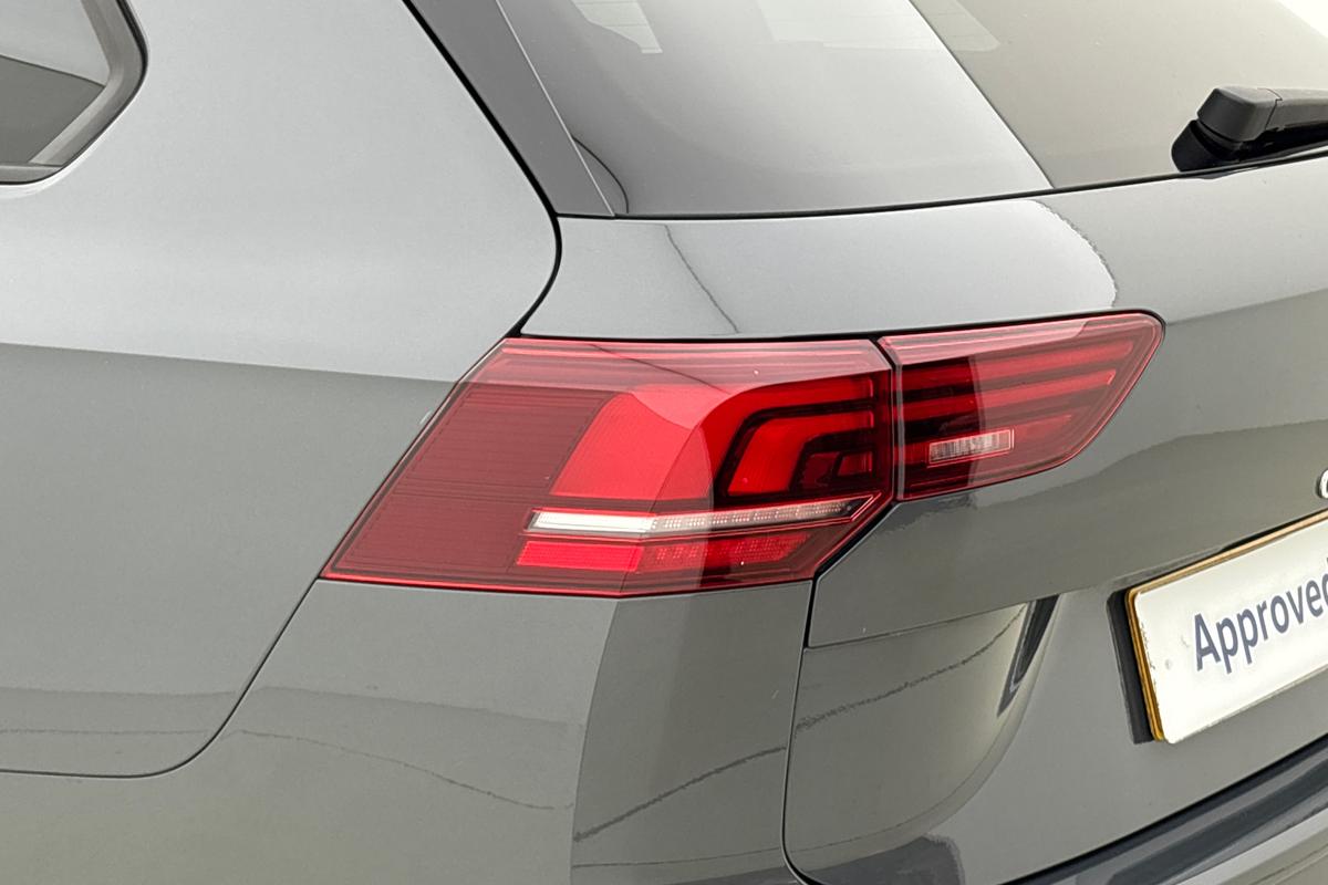 Used Volkswagen Golf 2024 for sale - 77533369: Photo 18