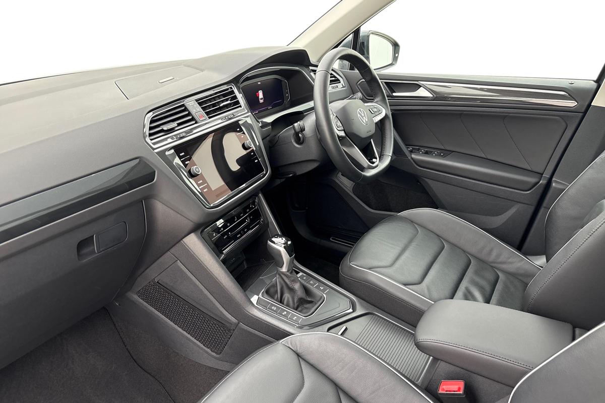 Used Volkswagen Tiguan 2023 for sale - 77591594: Photo 2