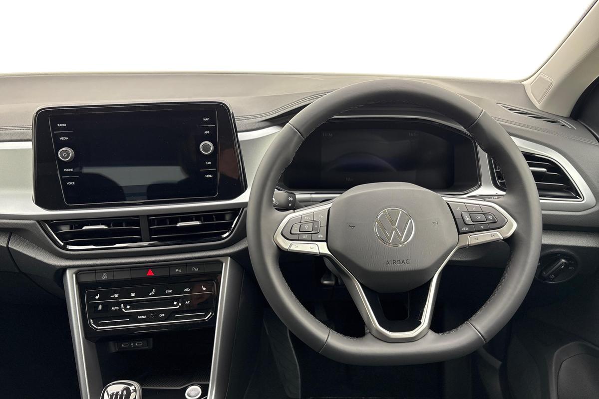 Used Volkswagen T-Roc 2025 for sale - 77635442: Photo 11