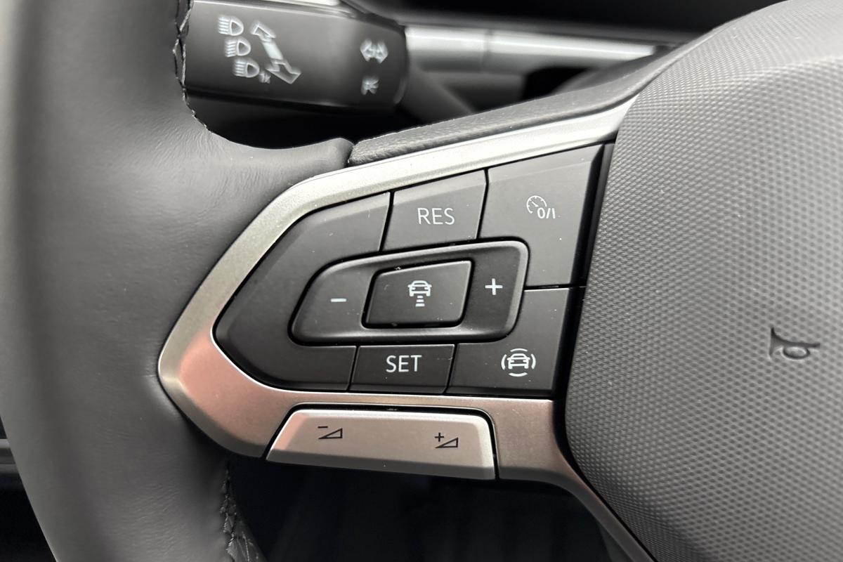 Used Volkswagen T-Roc 2025 for sale - 77635442: Photo 16