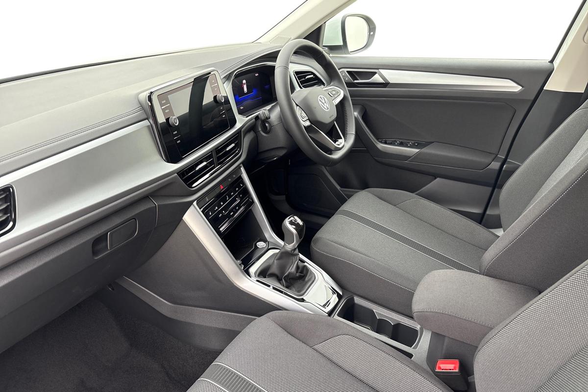 Used Volkswagen T-Roc 2025 for sale - 77635442: Photo 2