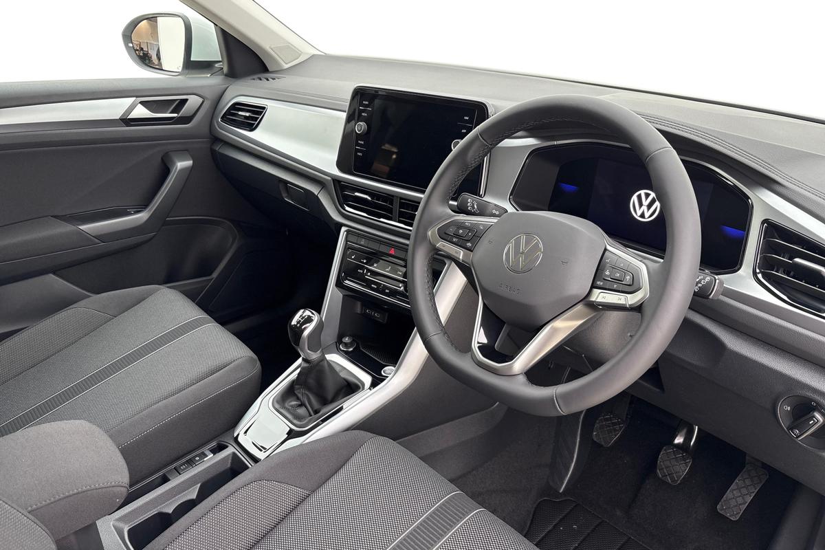 Used Volkswagen T-Roc 2025 for sale - 77635442: Photo 6