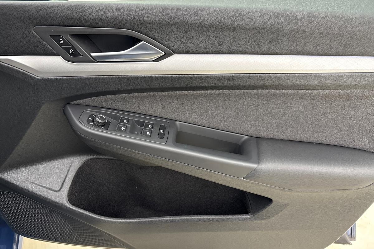 Used Volkswagen Golf 2024 for sale - 77399538: Photo 24