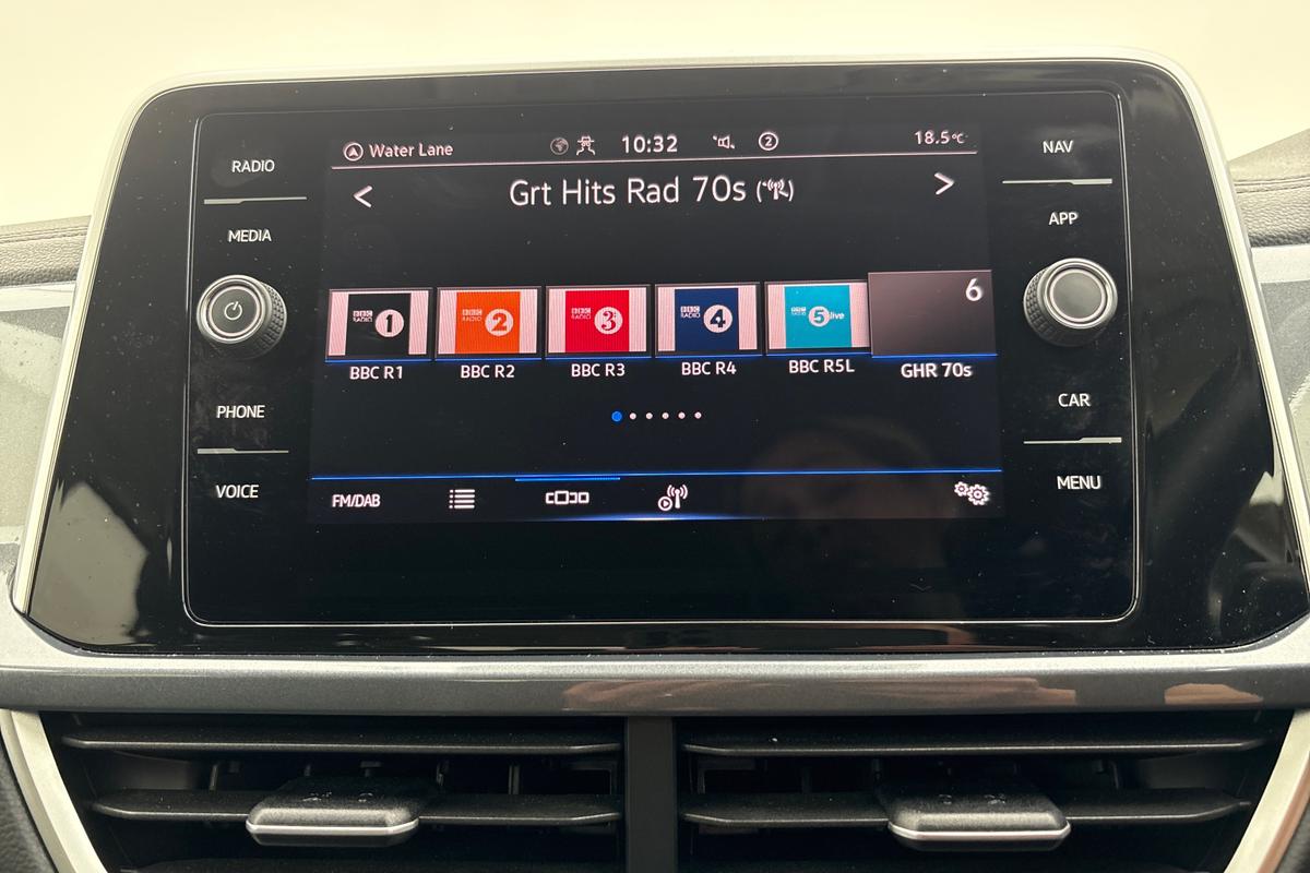 Used Volkswagen T-Roc 2023 for sale - 76675690: Photo 13