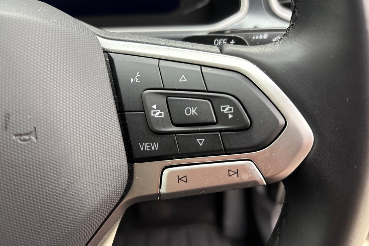 Used Volkswagen T-Roc 2023 for sale - 76675690: Photo 17