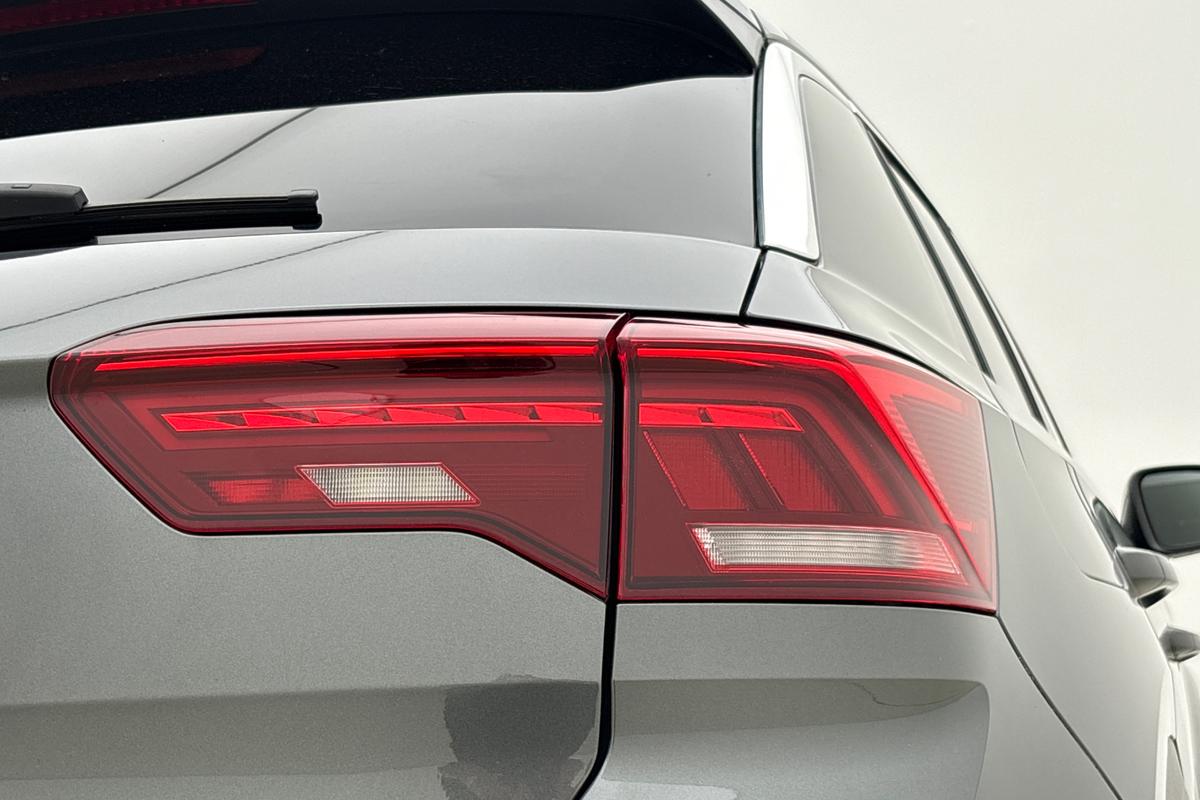 Used Volkswagen T-Roc 2023 for sale - 76675690: Photo 18