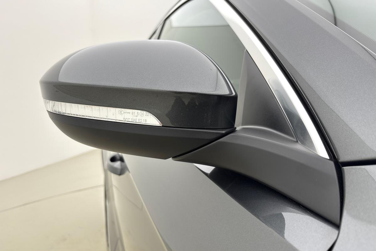 Used Volkswagen T-Roc 2023 for sale - 76675690: Photo 20