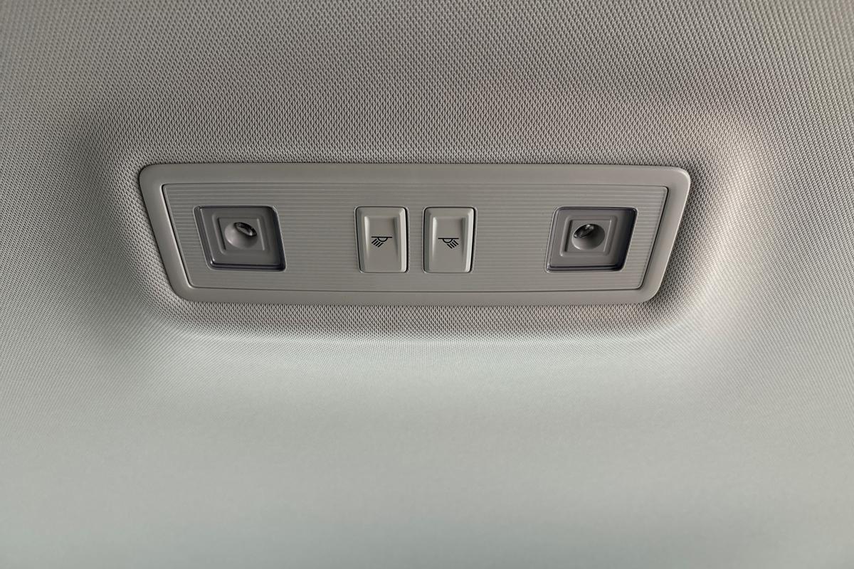 Used Volkswagen T-Roc 2023 for sale - 76675690: Photo 23