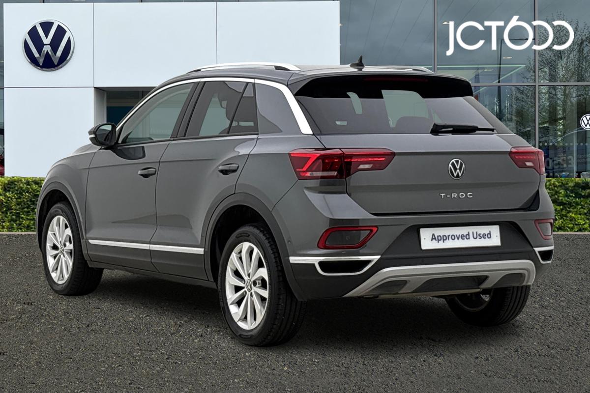 Used Volkswagen T-Roc 2023 for sale - 76675690: Photo 3