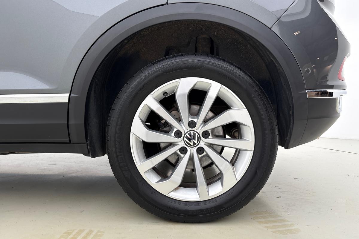 Used Volkswagen T-Roc 2023 for sale - 76675690: Photo 5