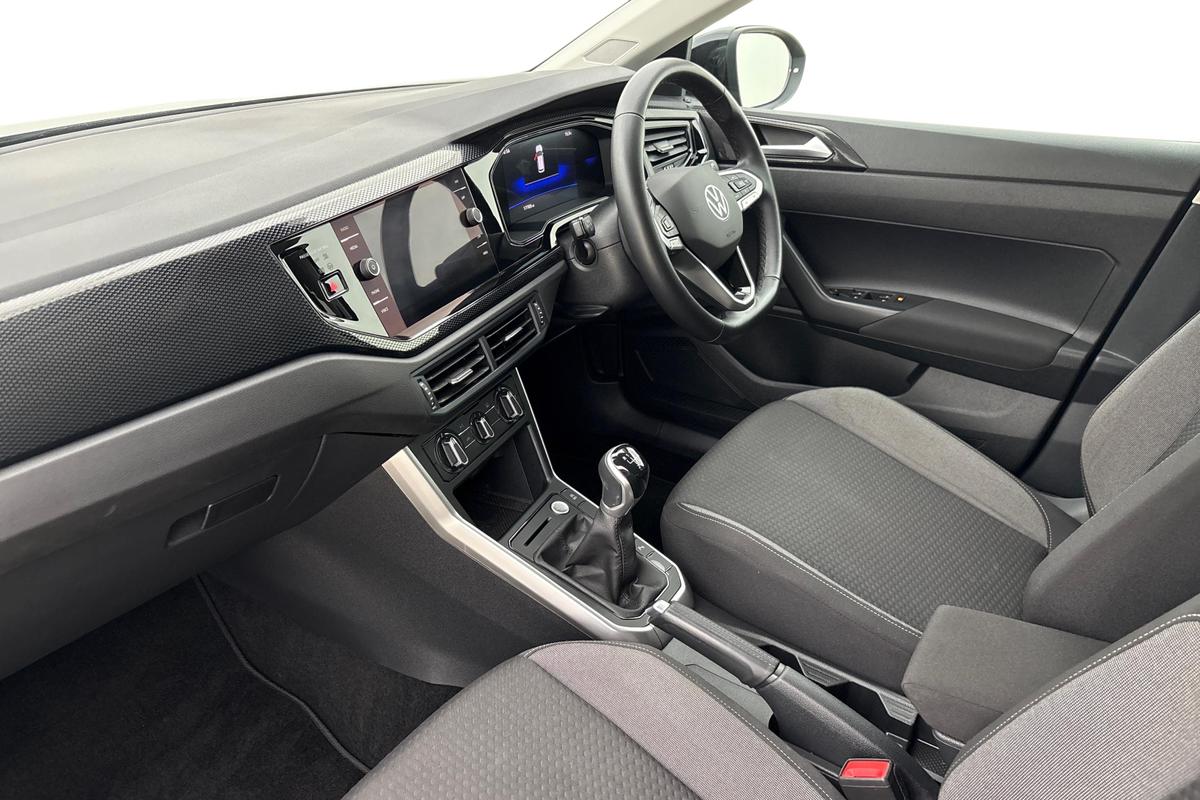 Used Volkswagen Taigo 2024 for sale - 77533143: Photo 2