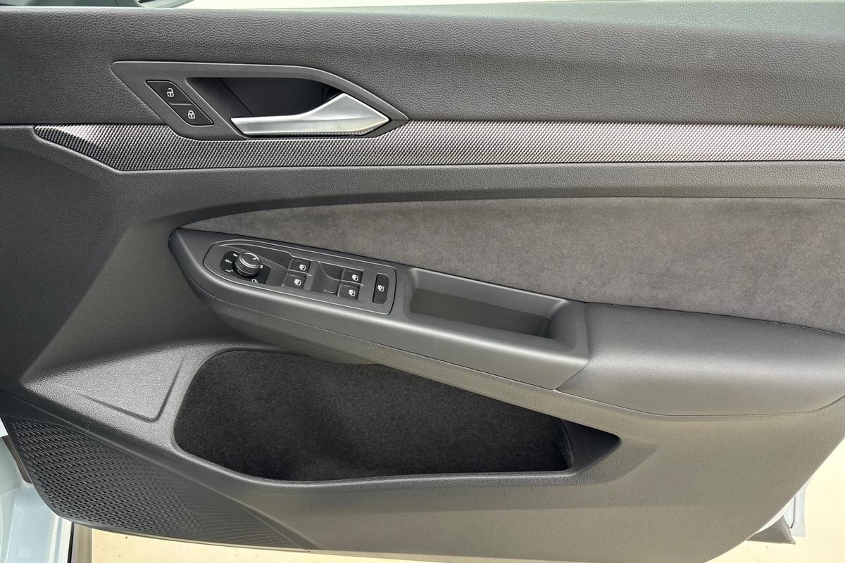 Used Volkswagen Golf 2025 for sale - 77533182: Photo 25