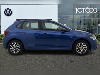 Used Volkswagen Polo 2022 for sale - 76302016: Photo