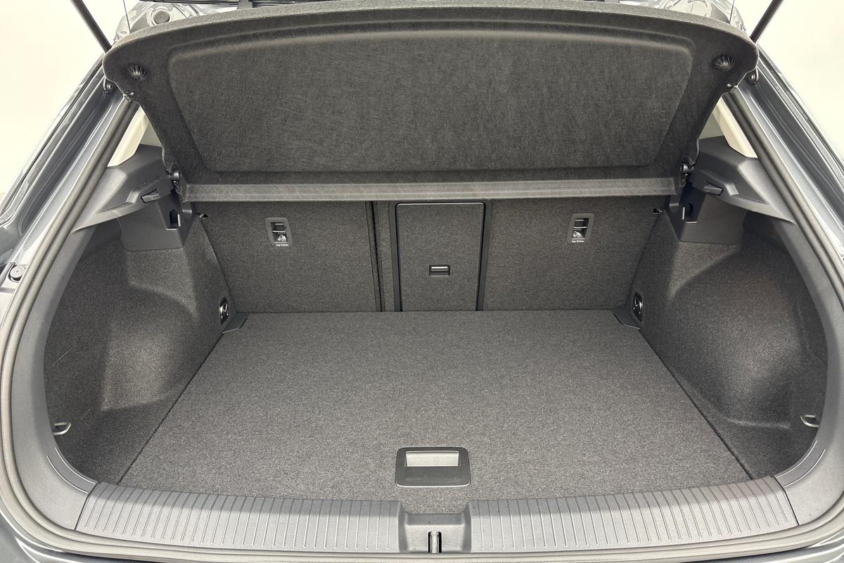 Used Volkswagen T-Roc 2025 for sale - 77629258: Photo 12