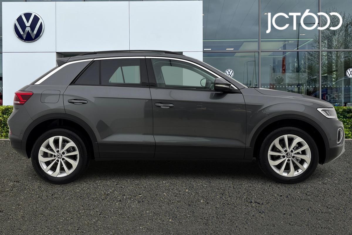 Used Volkswagen T-Roc 2025 for sale - 77629258: Photo 4