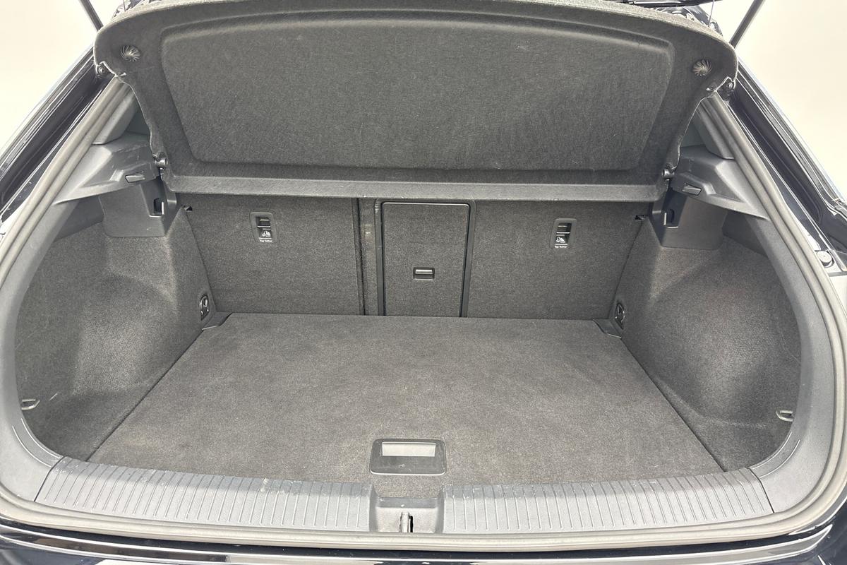 Used Volkswagen T-Roc 2022 for sale - 77005878: Photo 12