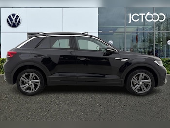 Used Volkswagen T-Roc 2022 for sale - 77005878: Photo