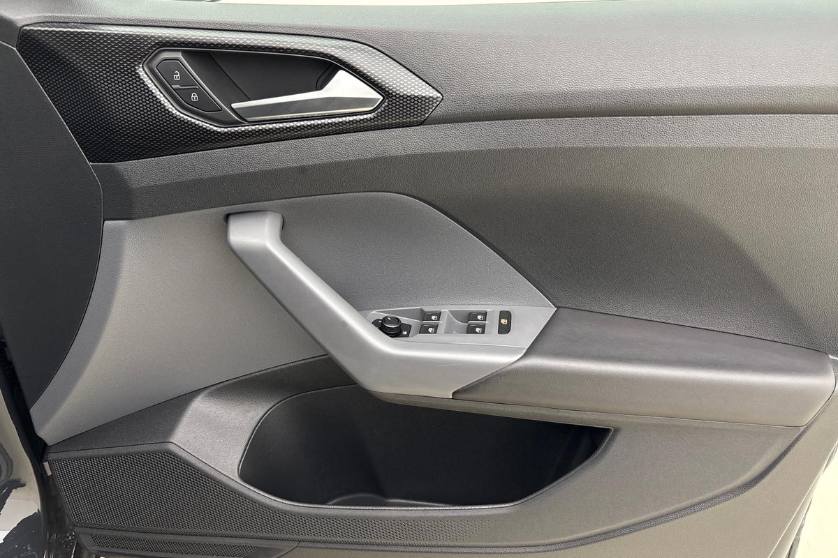 Used Volkswagen T-Cross 2020 for sale - 77533126: Photo 24