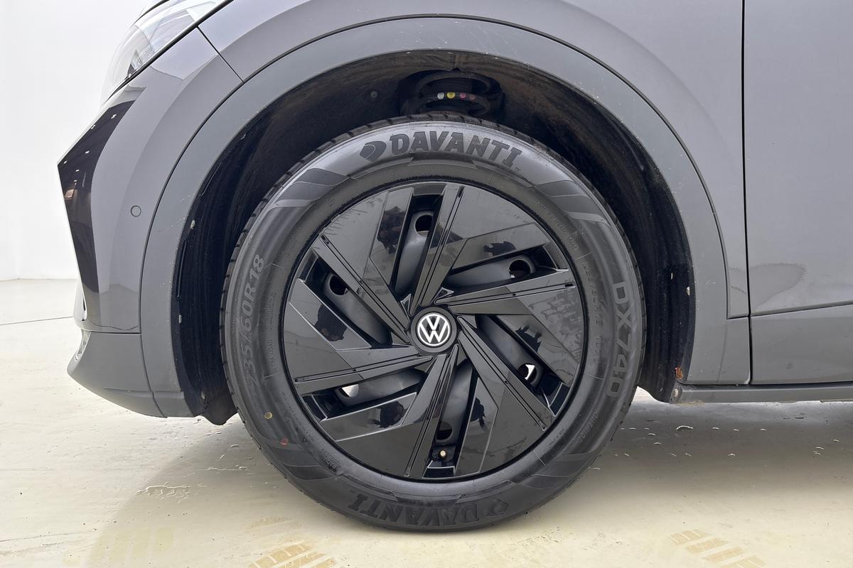 Used Volkswagen ID.4 2022 for sale - 77533239: Photo 5